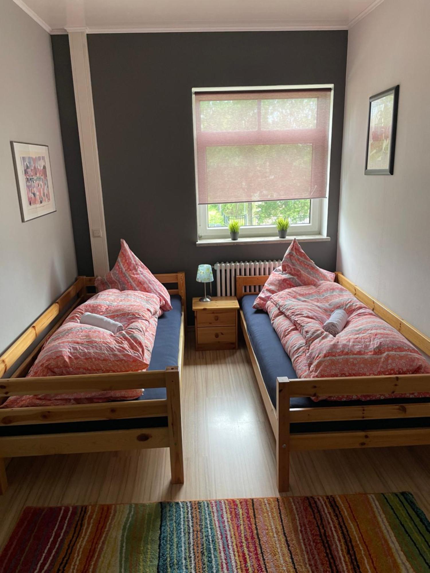 Flat For Up To 4 People In Dresden-striesen Apartment Dresden